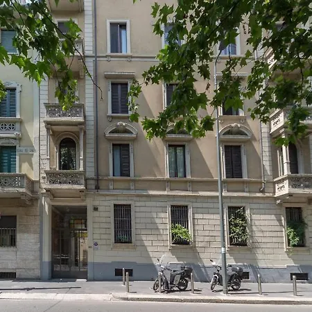 The House On The Boulevard * Μιλάνο